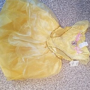 Belle costume